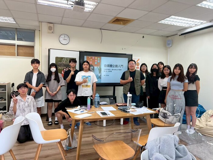 10/01第三堂課程大合照(另開新視窗/jpg檔)圖片